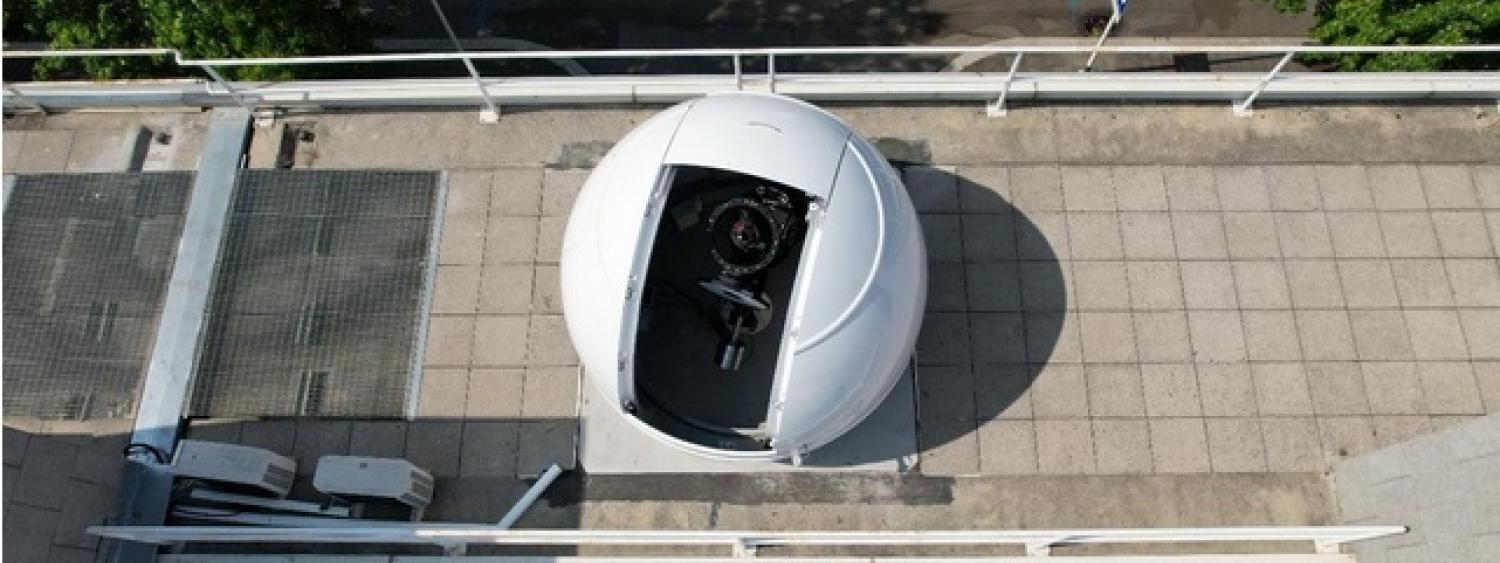 TOBi ( Telescopio Ottico Bicocca) situato sul tetto dell'edificio U9 - KOINÉ