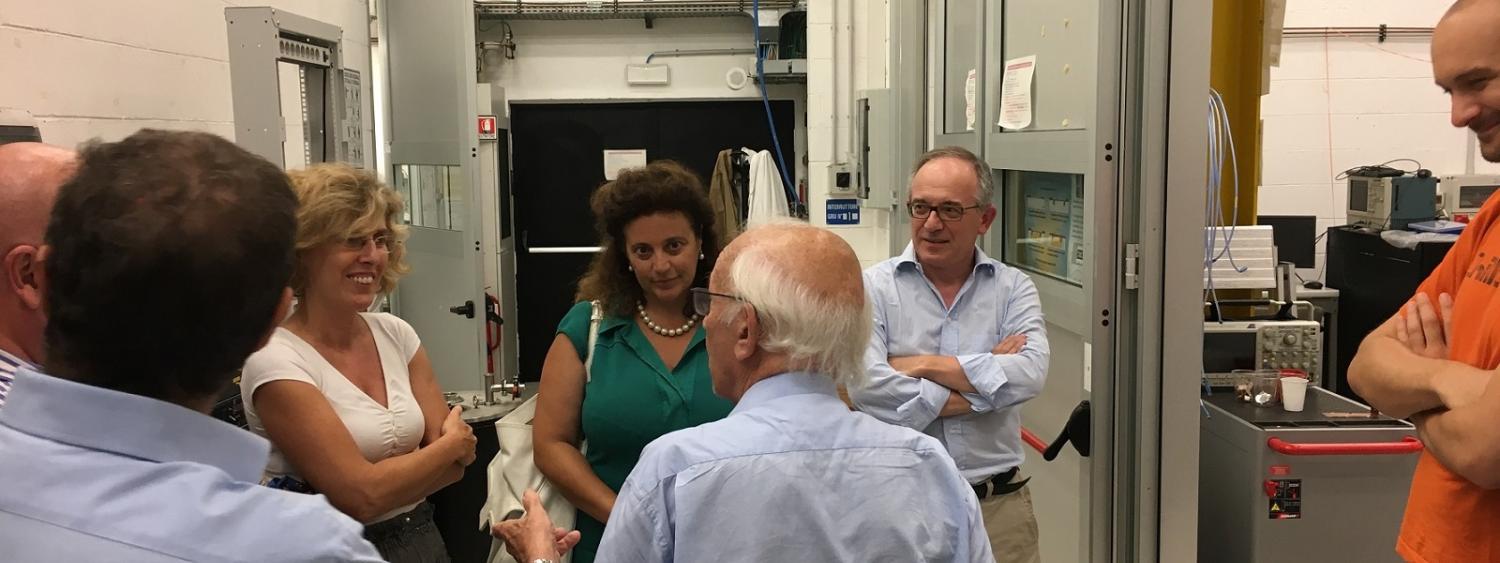 Laboratorio di criogenia: Monica Sisti, Giovanna Iannantuoni, Giuseppe Gorini, Ettore Fiorini